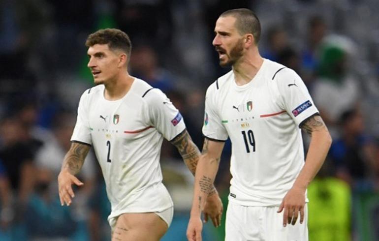 Kacau, Pemain Italia Selebrasi Buka Celana usai Lolos Semifinal Euro 2020