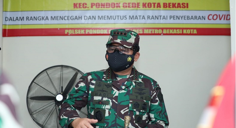 Sebut Tenaga Kesehatan Kesatria, Panglima TNI: Tak Lelah Beri Pelayanan saat Covid-19