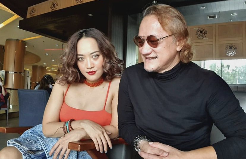 Musisi Beben Jazz Meninggal Dunia, Inna Kamarie: Dia Cintaku Selamanya   