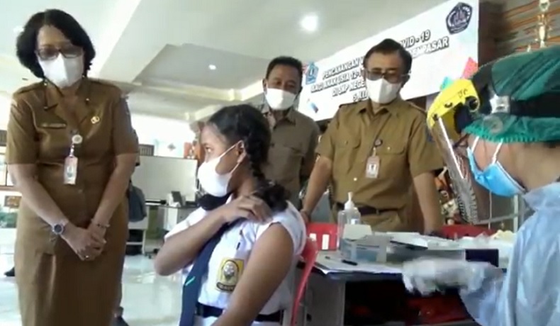 Wali Kota Denpasar Jaya Negara Targetkan 67.000 Anak Divaksin Covid di Sekolah