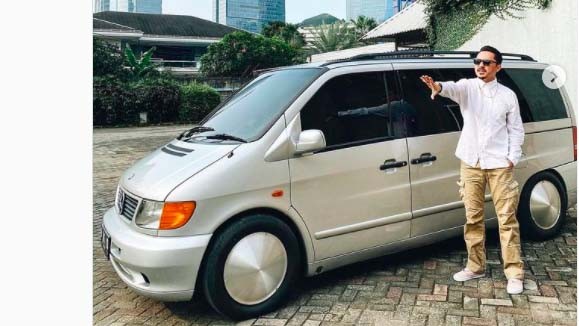 Pernah Jadi Penyintas Covid-19, Omesh Rela Mercy Mewahnya Dimodif Jadi Ambulans 