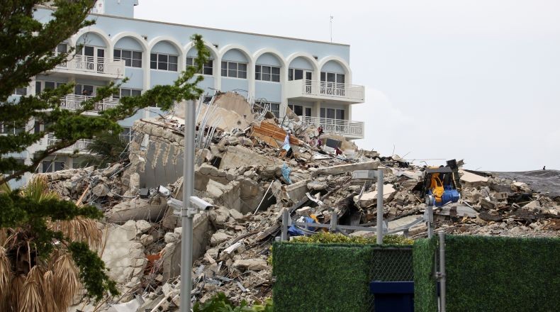Korban Tewas Kondominium 12 Lantai Ambruk di AS Jadi 36 Orang, 109 Hilang