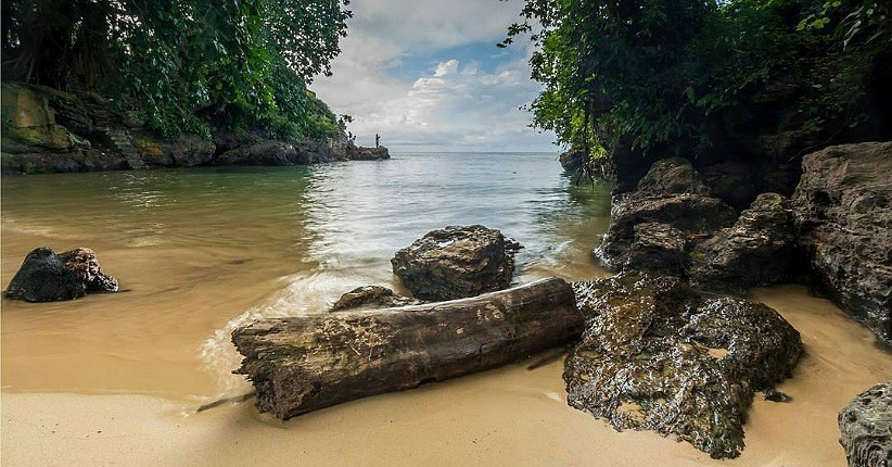 Indahnya Pantai Banua Patra, Tersembunyi di Balikpapan dan Terkenal Angker