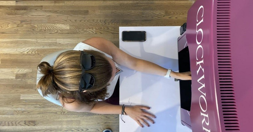 Robot Digunakan untuk Mengecat Kuku, Hanya Makan Waktu 10 Menit