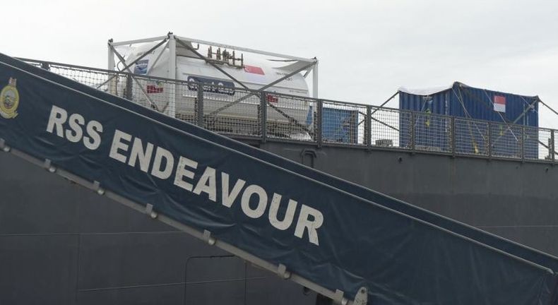 Kapal AL Singapura Berangkat ke Jakarta Bawa 40 Ton Oksigen Cair dan Konsentrator