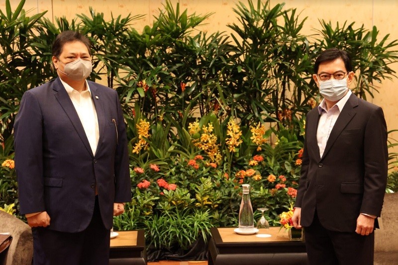  Berkunjung ke Singapura, Menko Airlangga Bahas Kelanjutan Kerja Sama Perdagangan dan Investasi 