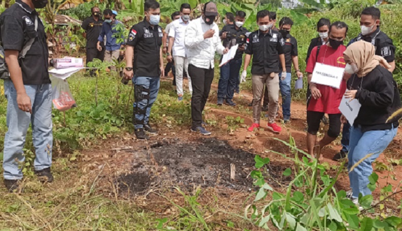 Rekonstruksi Perempuan Dibakar di Cisauk, Korban Dihabisi di Depan Kekasih