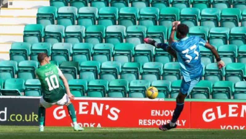Kocak, Intip Blunder Kiper Muda Arsenal Arthur Okonkwo Vs Hibernian FC