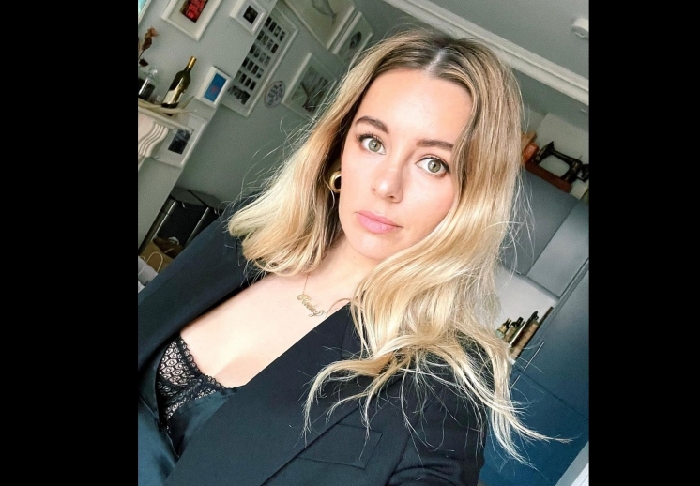 Bikin Iri, Pemain Inggris Dapat Kiriman Foto Syur Model Seksi Ini Sebelum Final Euro 2020