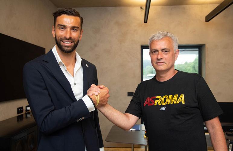 Resmi Gabung AS Roma, Rui Patricio Tak Sabar Dilatih Jose Mourinho