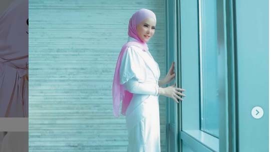 Kasus Covid-19 Melonjak, Angel Lelga Ketakutan: Liat Berita Tiap Hari Ada Kematian