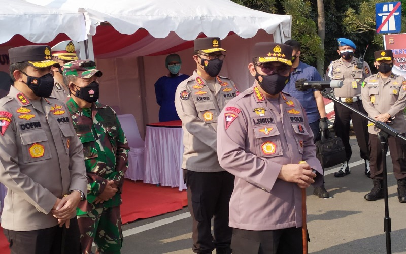 Kapolri : 723.773 Paket Sembako dan 3.863 Ton Beras Sudah Dibagikan selama PPKM