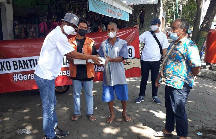 Bantu Warga Terdampak PPKM Darurat, Komunitas Gerakan Berbagi Distribusikan Makanan dan Masker
