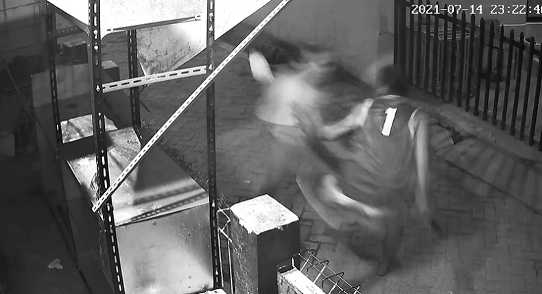 Terekam CCTV, Sopir Truk di Cilincing Tewas Ditusuk Teman