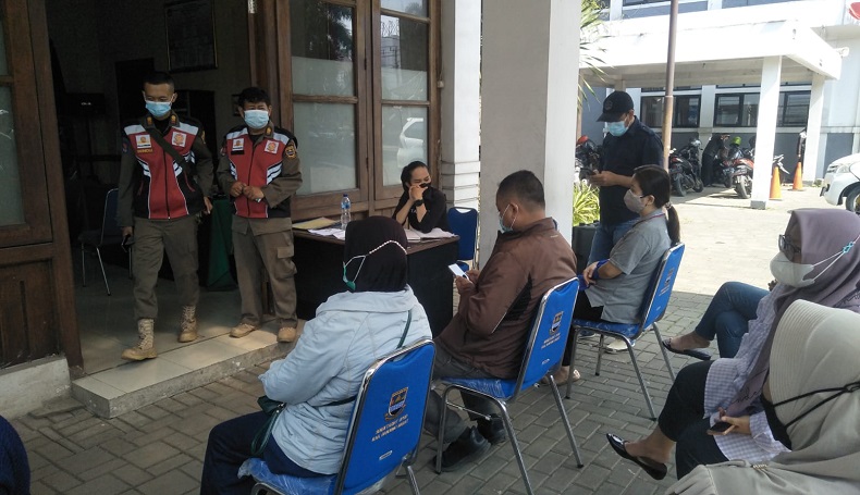 Warung Nasi di KBB Langgar PPKM, Gaji Pekerja Yatim Piatu Terpaksa untuk Bayar Denda