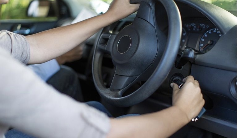 5 Tips Memanaskan Mobil dengan Benar,  Menghindari Kerusakan Mobil akibat Lama Tak Digunakan