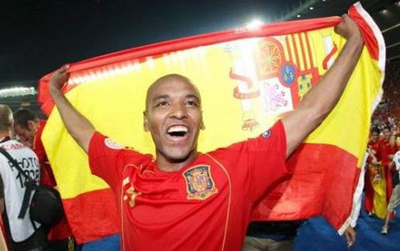 Dibuang Brasil, Pemain Ini Jadi Rekan Xavi-Iniesta Bawa Spanyol Juara Euro 2008