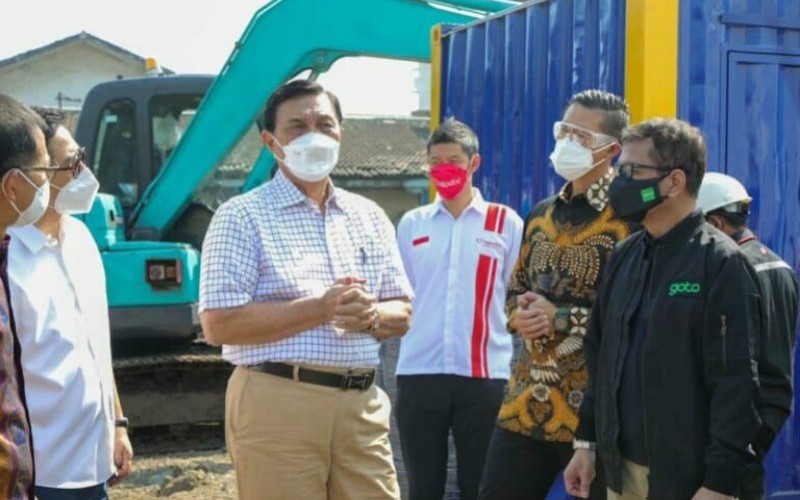 Luhut: Rumah Oksigen Bisa Cegah Pasien Gejala Ringan jadi Sedang atau Berat