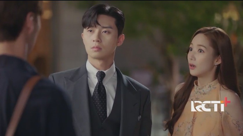 Tamu Tak Diundang sebelum Makan Malam Impian