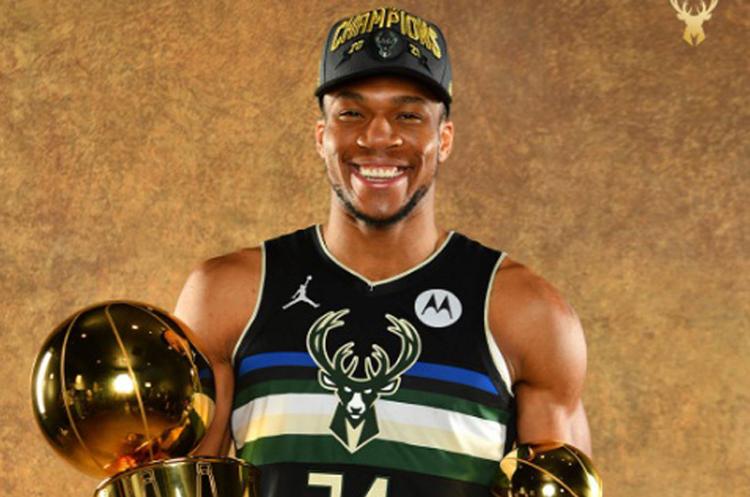 Milwaukee Bucks Juara NBA, Giannis Pesta Keliling Kota dan Pesan 50 Ayam Goreng