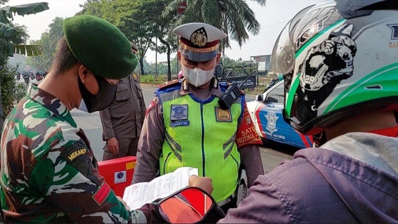 PPKM Level 4, Begini Kondisi Penyekatan di Jalan Daan Mogot Jakarta Barat