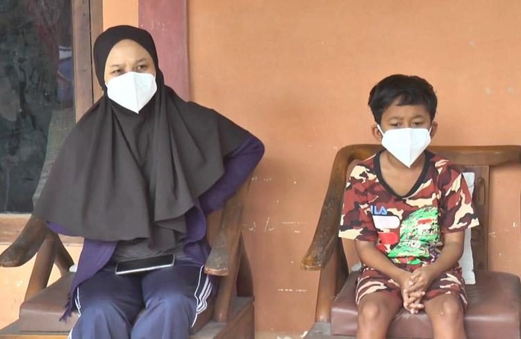 Kisah Pilu, Mendadak Yatim Piatu Setelah Orang Tuanya Meninggal karena Covid-19
