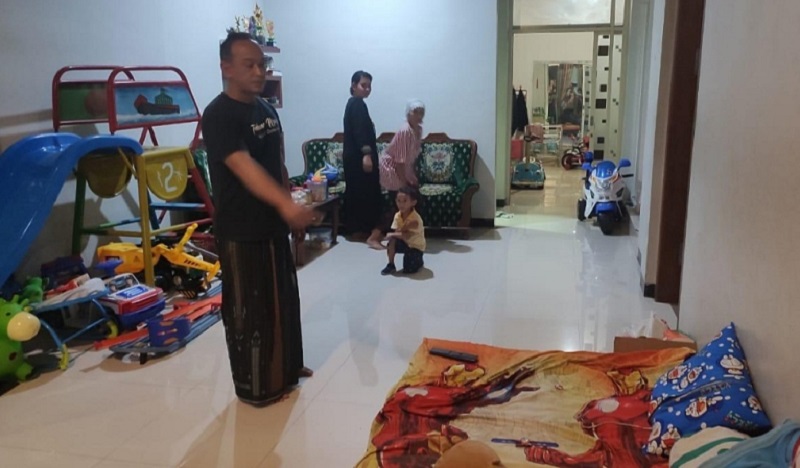 Sekap dan Todong Bocah dengan Pistol, 2 Perampok di Gresik Gasak Uang Rp42 Juta 