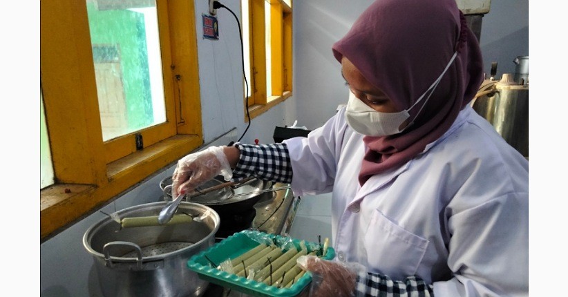 Kreasi Sosis Ikan Mahasiswa UB, Unik dan Sehat Mengandung Daun Kelor