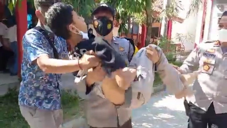 Gegara Belum Sarapan, Pelajar Pingsan Seusai Disuntik Vaksin Covid-19