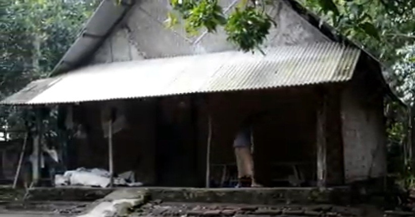 Kampung Unik di Cirebon, Rumah Warga Masih Gubuk Tak Ada yang Berani Ganti Tembok