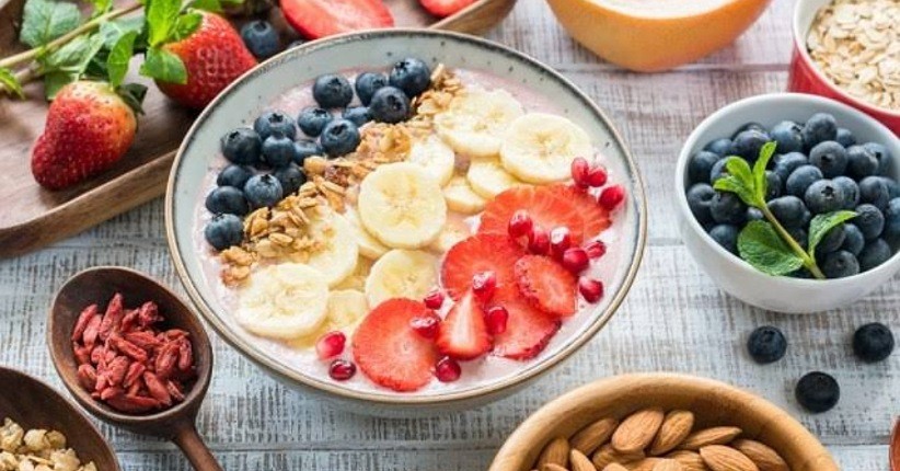 5 Rekomendasi Memilih Makanan Sehat dan Aman selama Isolasi Mandiri