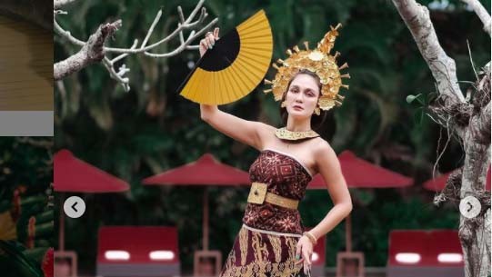 Luna Maya Ngaku Udah Punya Pacar: Belum Serius, Masih Saling Mengenal