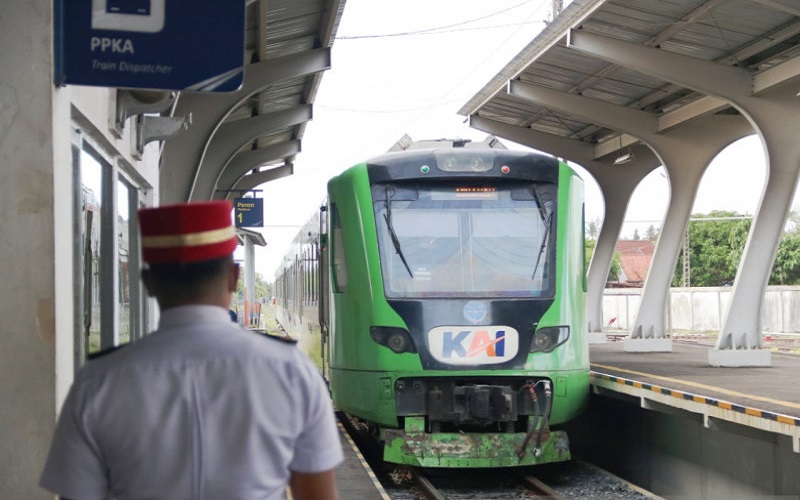 KAI Siap Gunakan Aplikasi PeduliLindung sebagai Syarat Naik Kereta