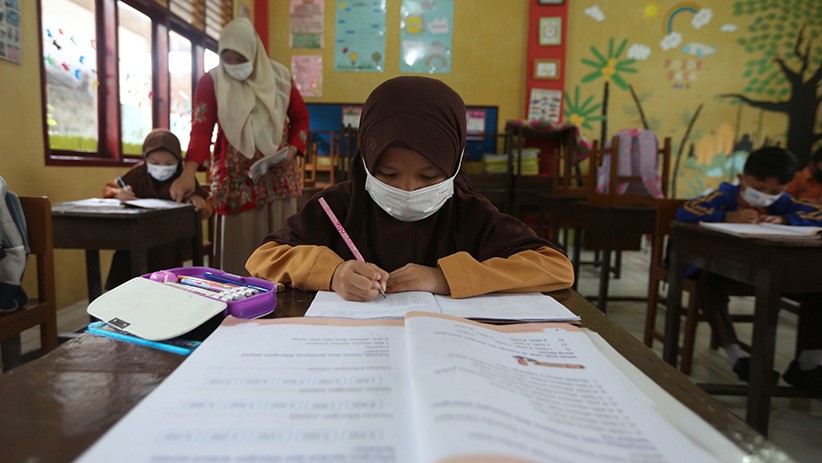 Jakarta PPKM Level 3, Pemprov DKI Belum Buka Sekolah
