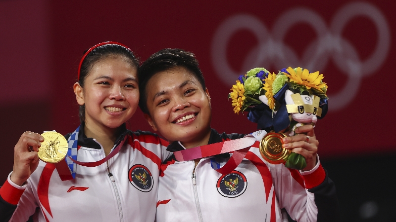 Momen Greysia/Apriyani Nangis saat Lagu Indonesia Raya Berkumandang Bikin Merinding