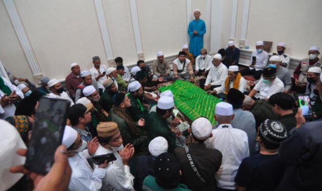 Dimakamkan Besok Pagi, Ini Sosok Habib Saggaf Al Jufri Ulama Kharismatik Palu