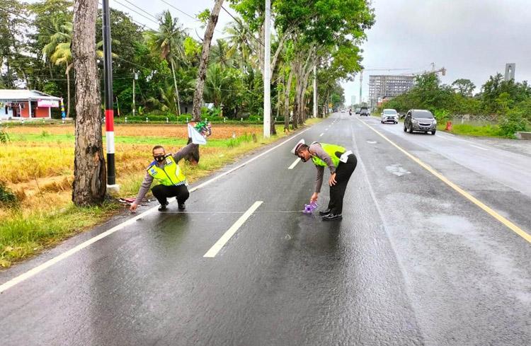 Tabrak Truk Trailer di Depan Bandara YIA, Warga Purworejo Tewas 