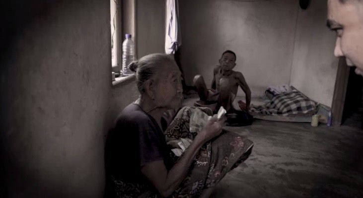 Bos Baim Bantu Sepasang Kakek Nenek yang Hidup Memprihatinkan di Rumah Teka-Teki GTV