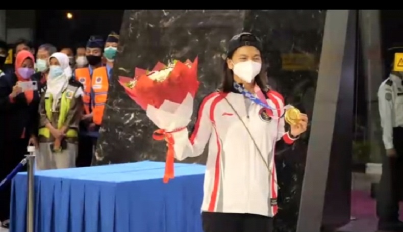 Pulang dari Olimpiade Tokyo, Kontingen Indonesia Tiba di Tanah Air