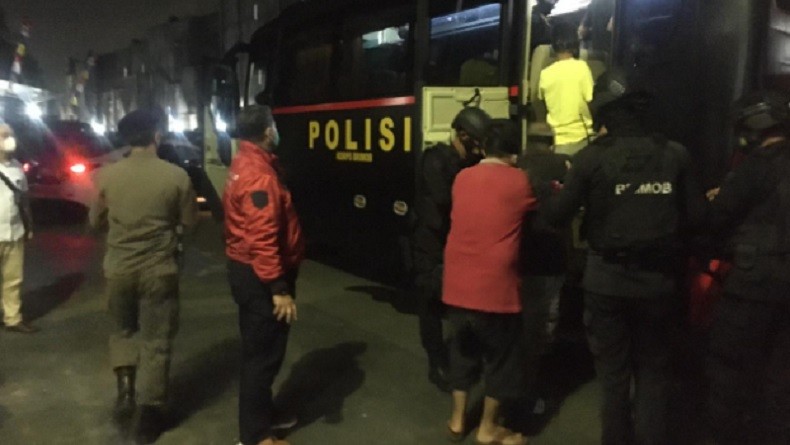 Dikawal Ketat, Pemindahan 19 Narapidana Bandar Narkoba ke Nusakambangan Sesuai Prokes