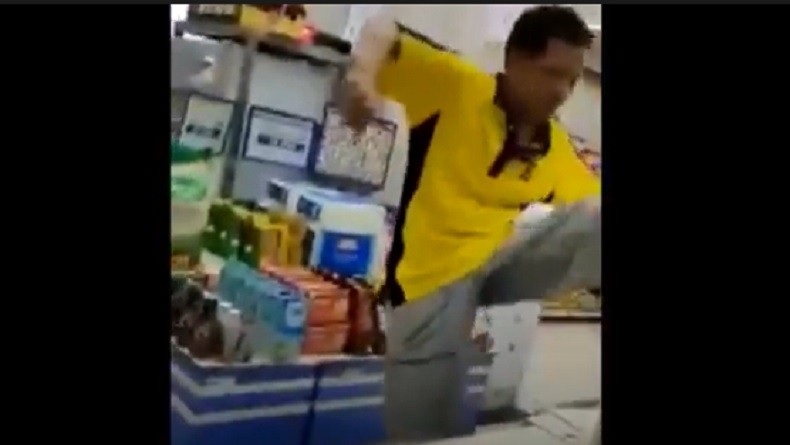 Pria Gangguan Jiwa Mengamuk di Minimarket Pamulang Minta Rp10 Juta