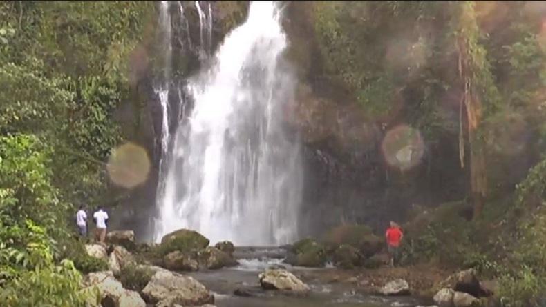 Pesona Wisata Air Terjun Sarasah Siguntua Tuo, Surga Tersembunyi di Pesisir Selatan
