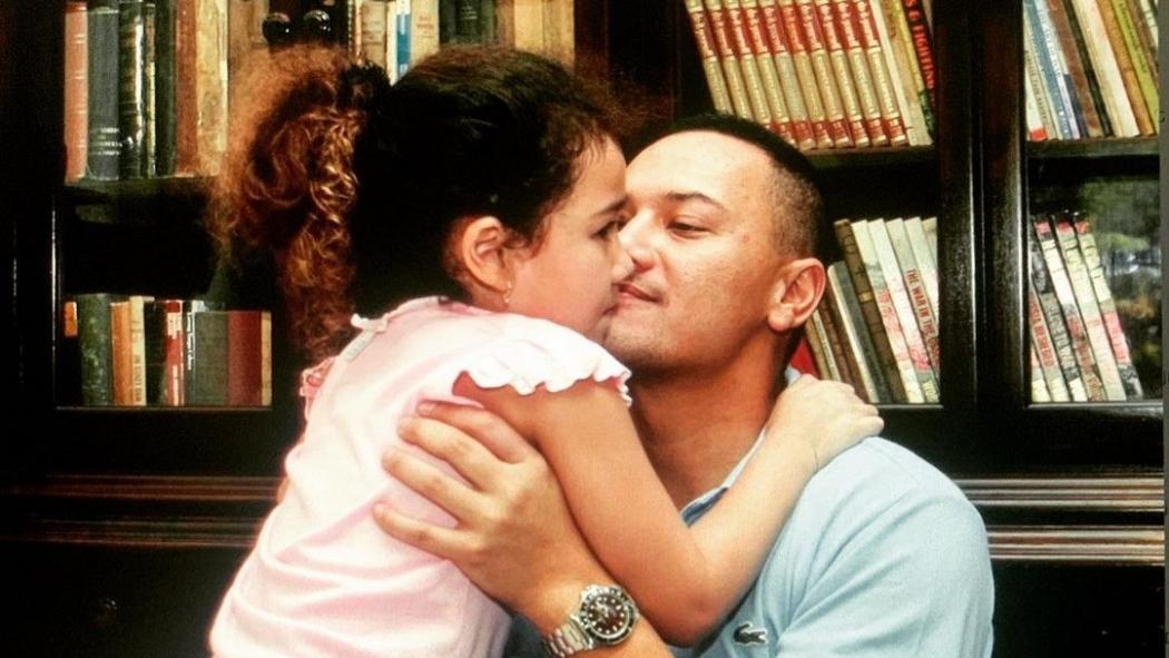 Mengenang Sang Ayah Adjie Massaid, Aaliyah Unggah Pesan Haru: Selamat Ulang Tahun Malaikatku