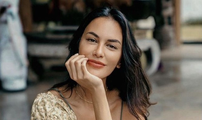 Sophia Latjuba Cantik dan Awet Muda di Usia 51 Tahun, Ternyata Ini Rahasianya