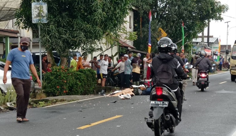 Tergelincir, Pemotor di Bangka Tengah Tewas Terlindas Kia Micro