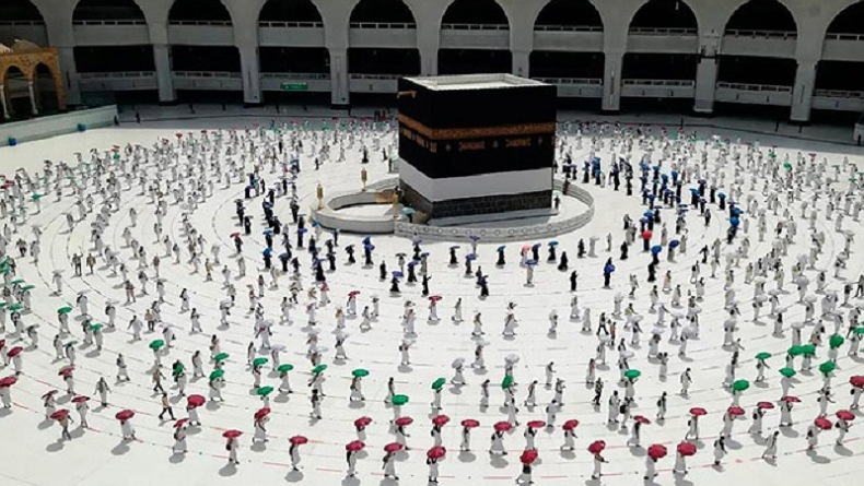 Vaksin Sinovac Diakui Arab Saudi, Jemaah dari Indonesia Belum Bisa Umrah