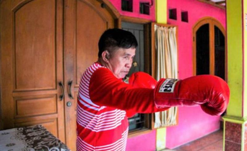 Apa Kabar Ellyas Pical? Petinju Indonesia Pertama yang Jadi Juara Dunia