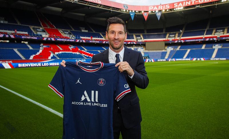 Lionel Messi Resmi Diperkenalkan PSG, Pakai Nomor Punggung Lawas