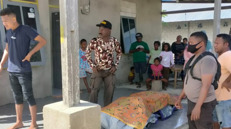 Satu Keluarga Terseret Ombak di Pantai Kaimana, 2 Remaja Tewas 1 Hilang