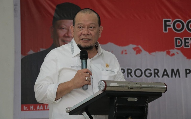 Ketua DPD Minta Pemerintah Beri Insentif ke Pengusaha Travel Umrah